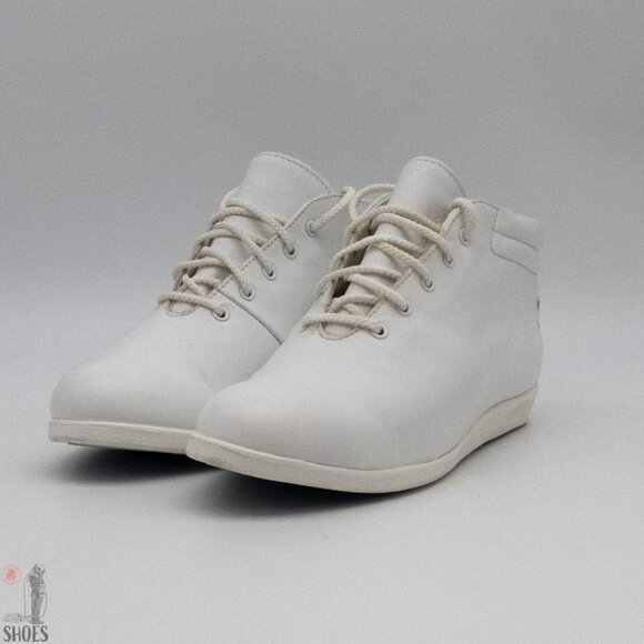 Nurse Mates Vintage White Leather Mid Top - Women's Size 7.5 - Picture 4 of 13